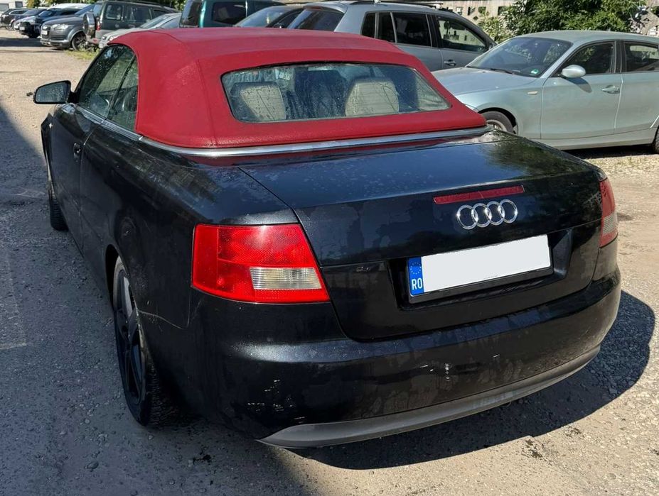 - Audi A4 CABRIO -