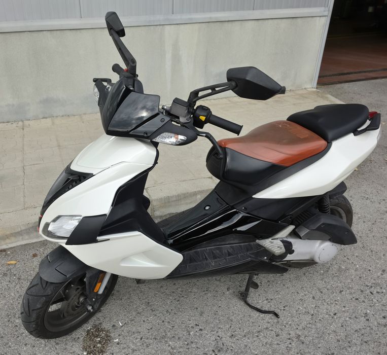 Aprilia SR50 Factory