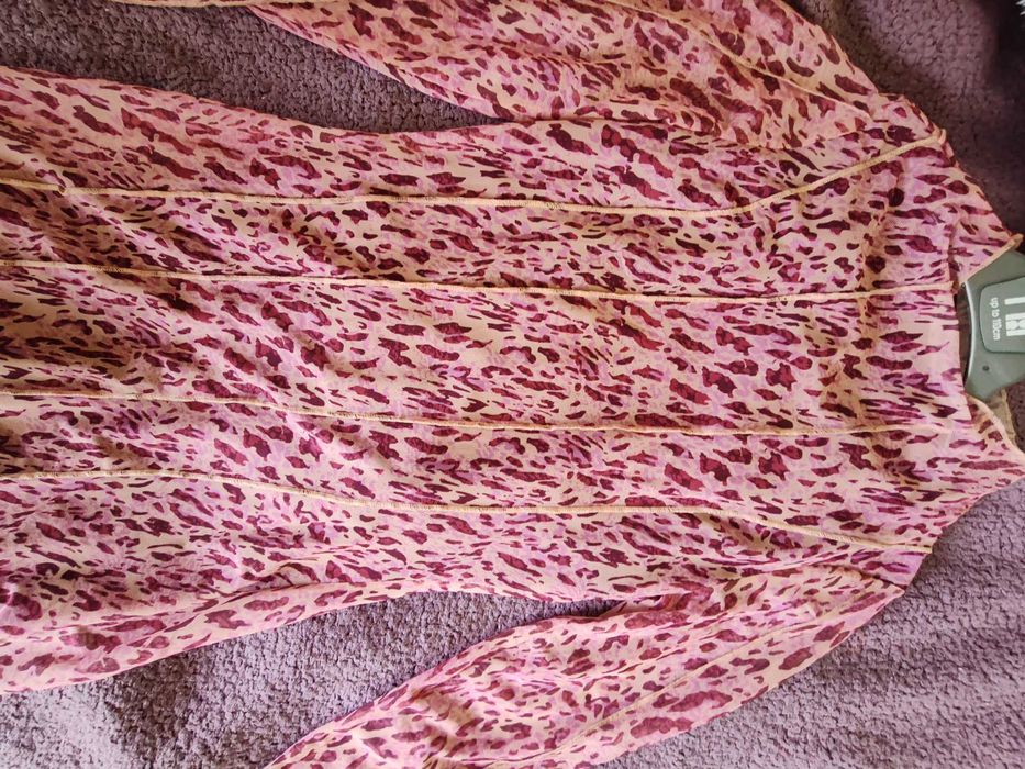 Тюлена рокля MOHITO