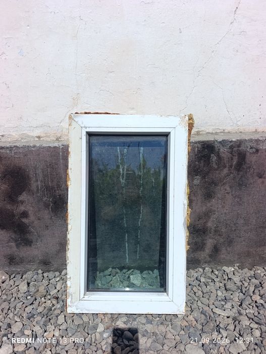 Продам пластиковое окно

Продаётся пластиковое окно б/у, размер 37