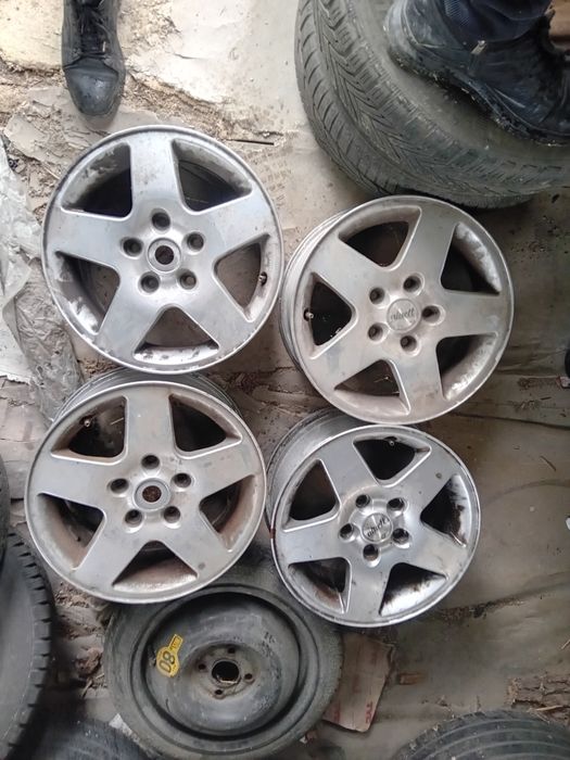 Лята джанта 15ка 5×114.3 200лв