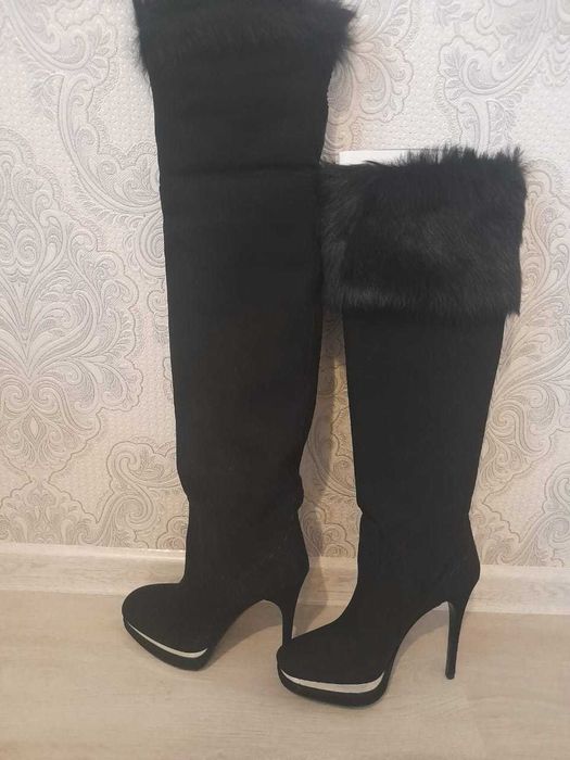 продам женские сапоги