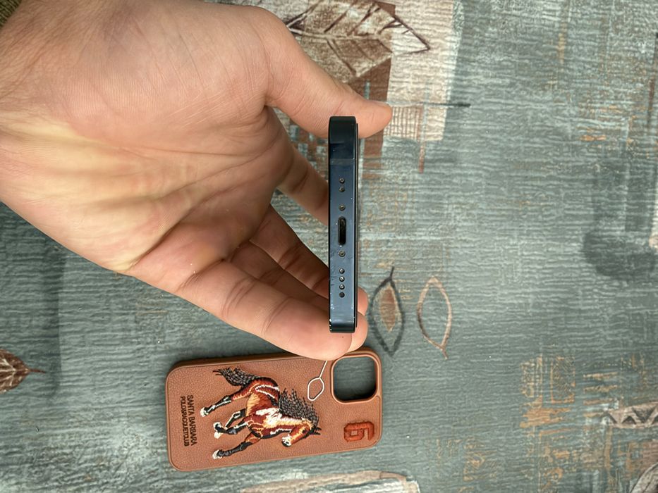 iphone 13 mini емкость 75% память 128г