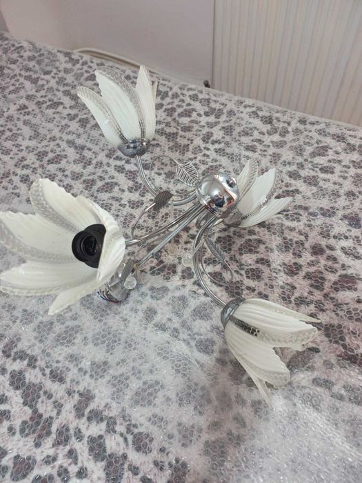 Lustra cromata cu 4 becuri