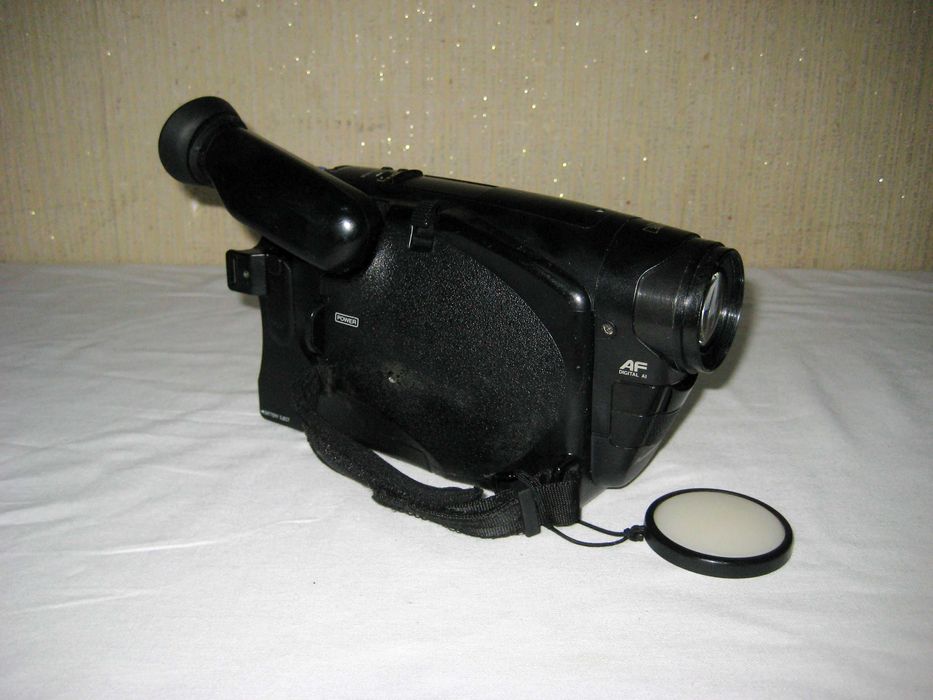 Видеокамера Panasonic нет батареи и зарядный блок атак рабочим состоян