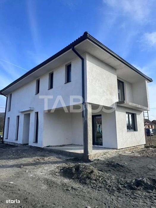 Casa individuala de vanzare 4 camere 300 mp teren Exterior Sibiu