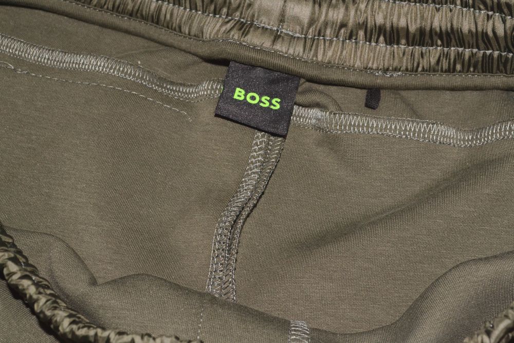 Boss - мъжко долнище, размер S