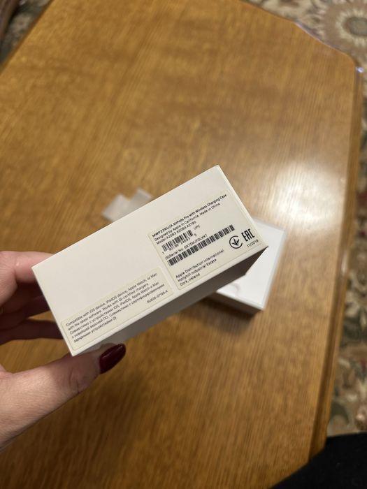 Наушники оригинал срочно