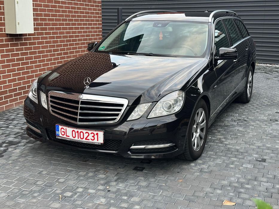 MERCEDES-BENZ E-Class 0 — imagine 5