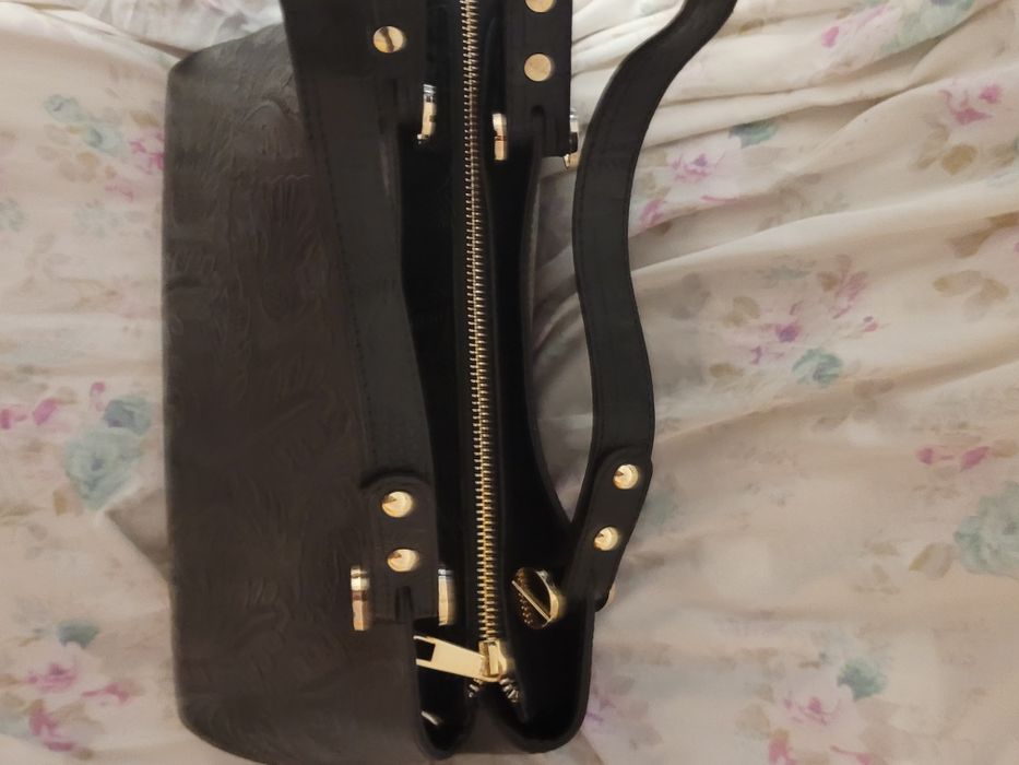 Geantă piele naturala neagră