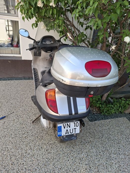Vand Honda Pantheon