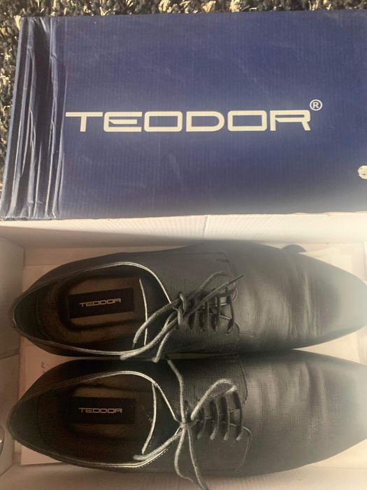 Мъжки костюм -размер S/M