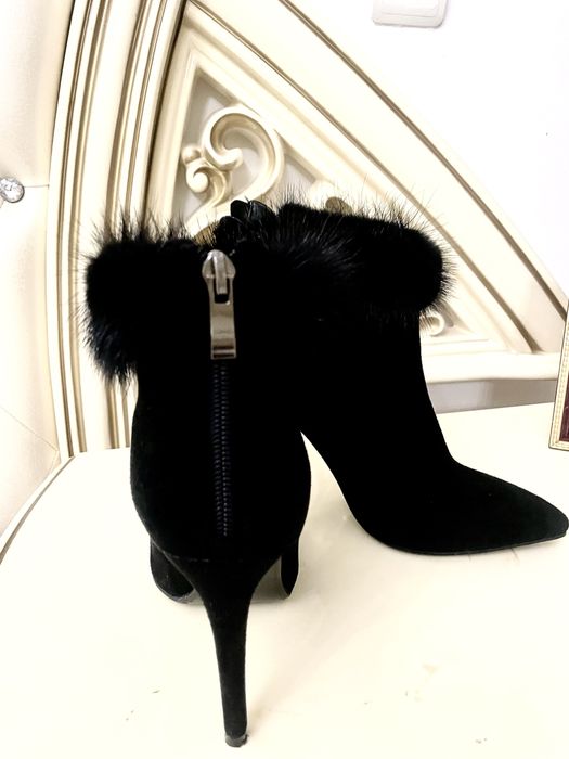 Дубленка зимняя новая