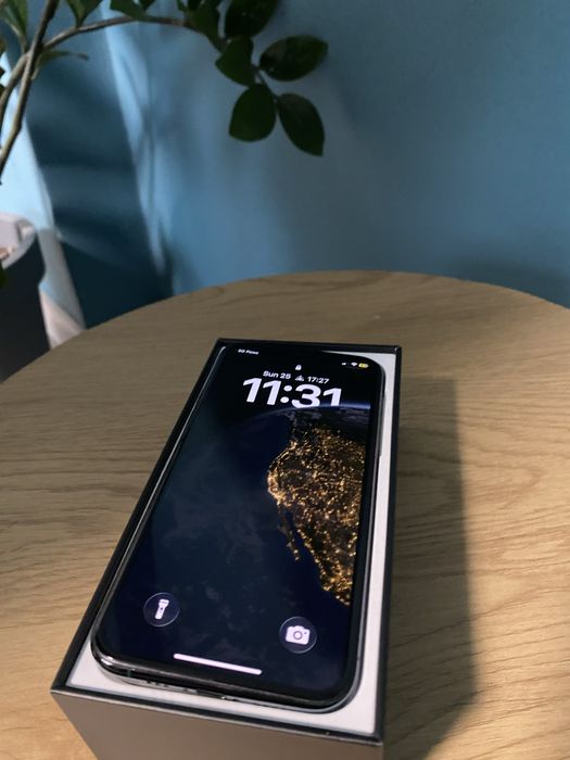 IPhone 11 pro 64 GB midnight green