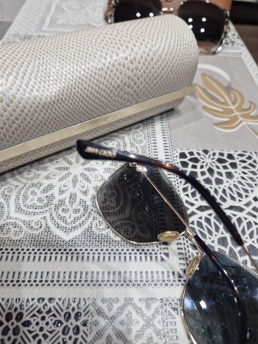 Слънчеви очила Furla и Jimmy-Choo