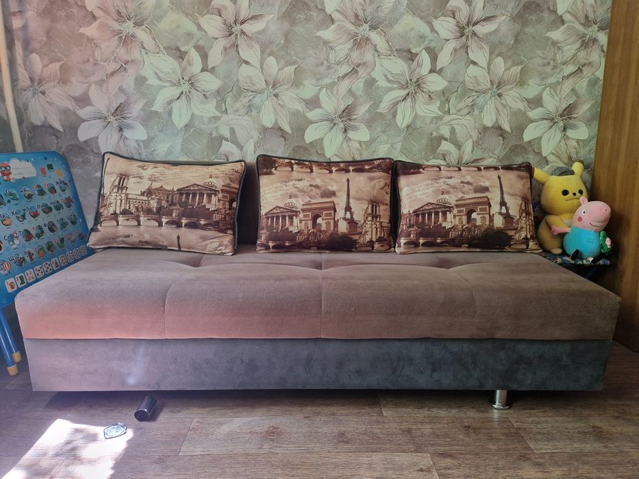 Продам диван б/у