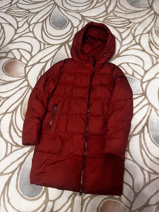 Продам зимий пуховик