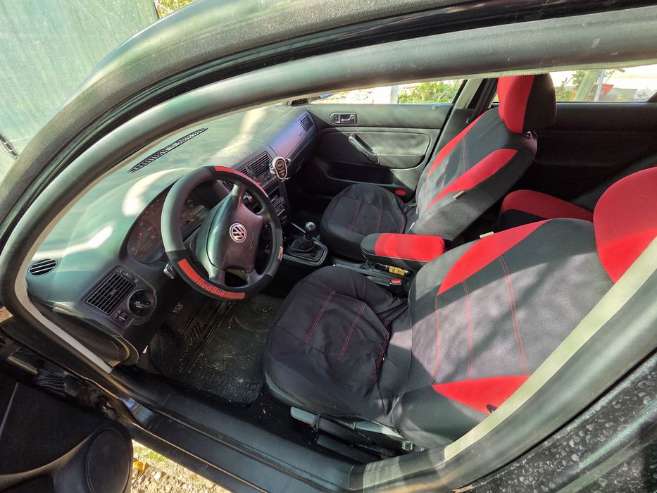 Vând Volkswagen golf 4
