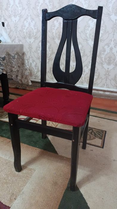 Стулья в хорошем состояние