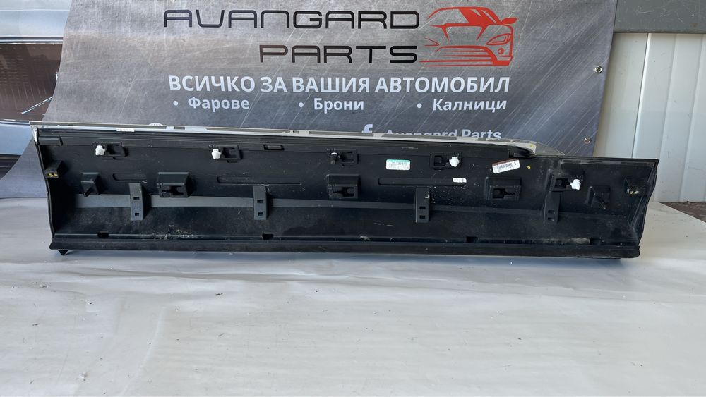 Праг на предна лява и задна лява врата VW Tiguan 2