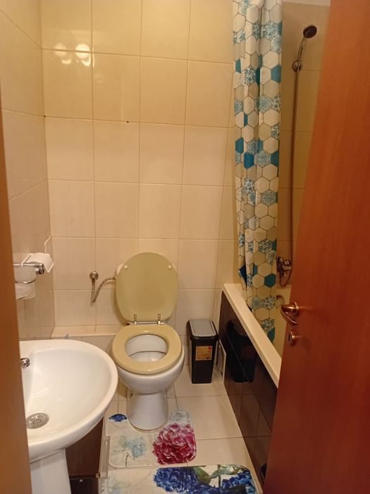 Închiriez garsoniera Confort City