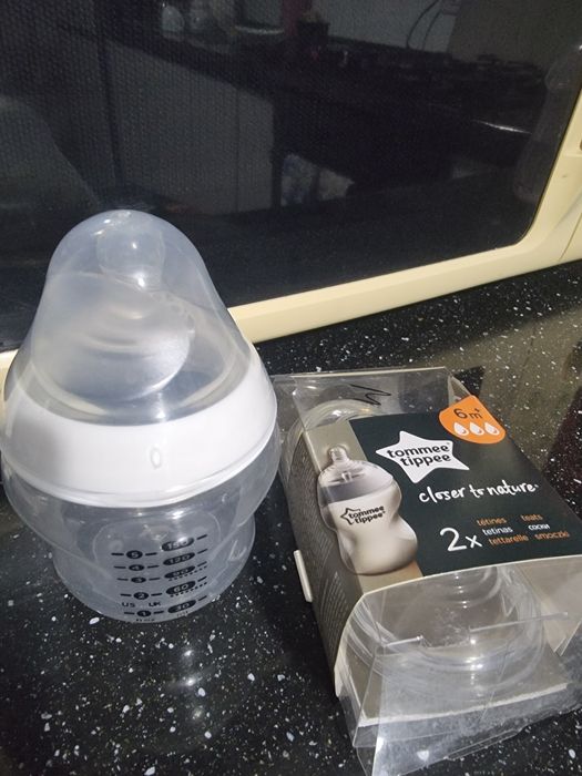 Haine bebe marimea 52-62, biberoane