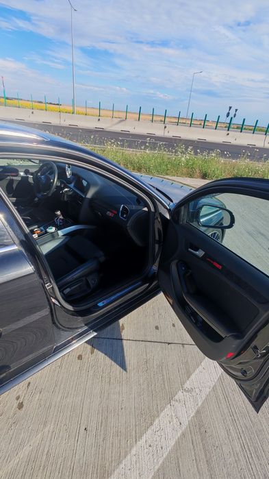 Vând Audi A4 b8  2.0tdi 197 cai