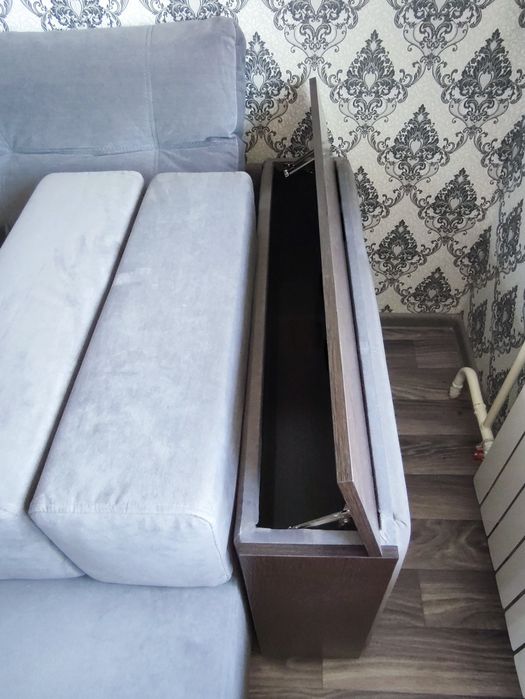 Продам диван "Ника"