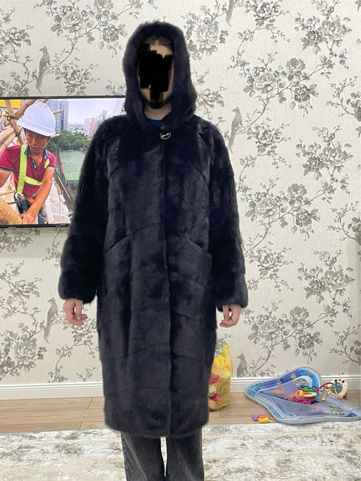 Продам ноковкю шубу