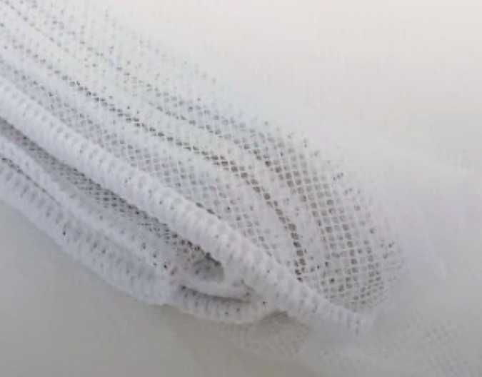 Ефирна тюл завеса в бял цвят