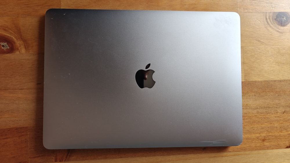 Macbook Air M1 2020 8RAM 256SSD