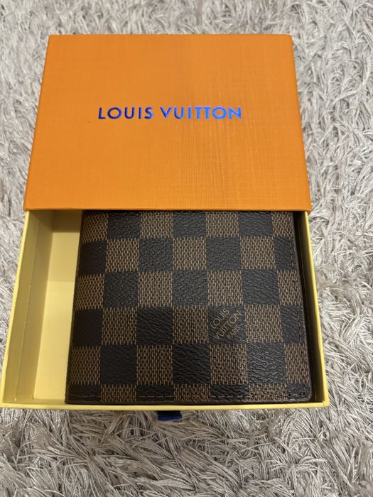 Louis Vuitton портфейл- ОРИГИНАЛЕН!!!