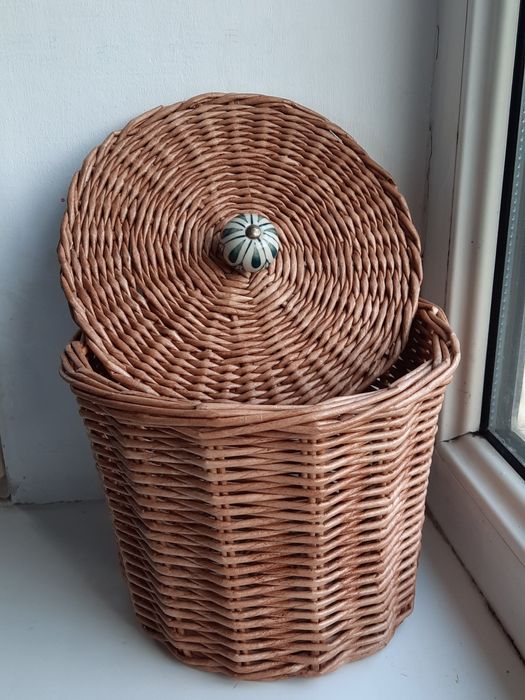 Плетеная корзина