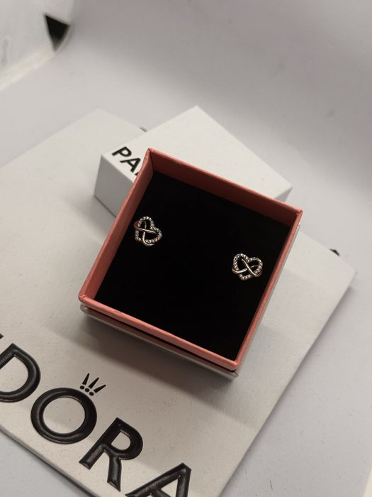 Pandora обеци Пандора