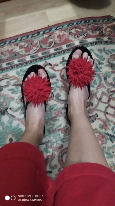 papuci dama cu floare