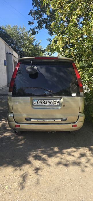 Продам Toyota Noah