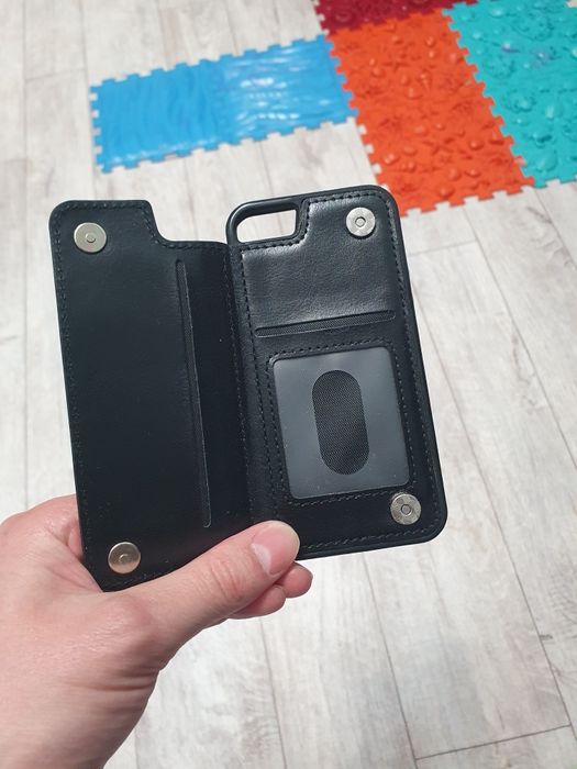 Продам Iphone se 2016