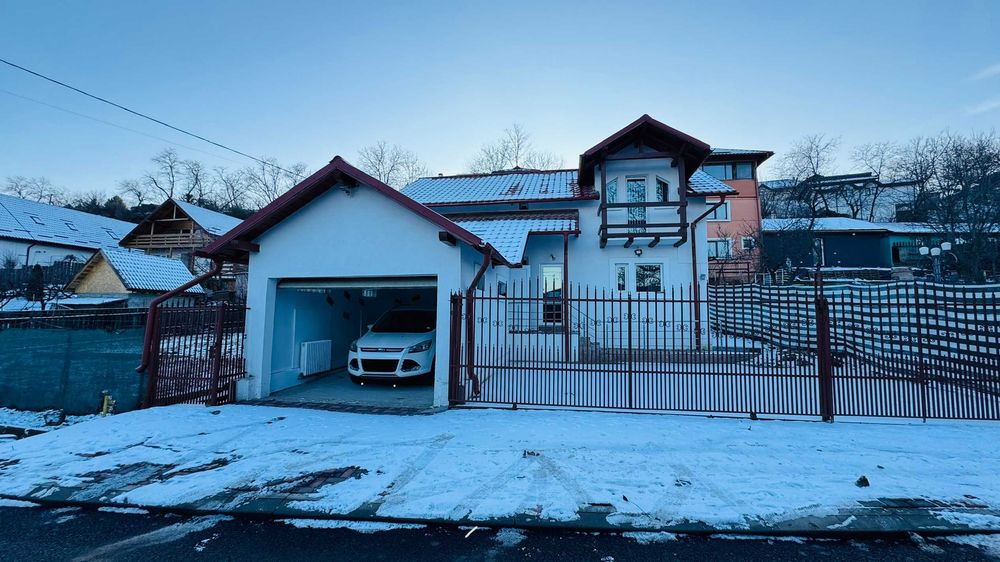 Vila spatioasa Copou-Sararie, 6 dormitoare