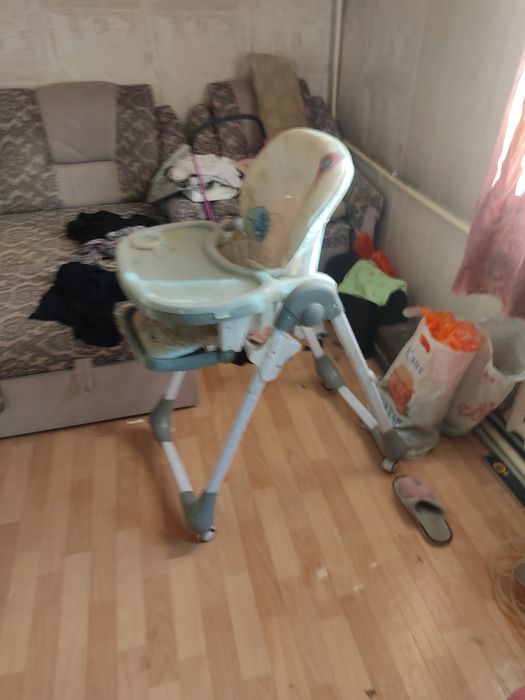 Детский столик кормушка