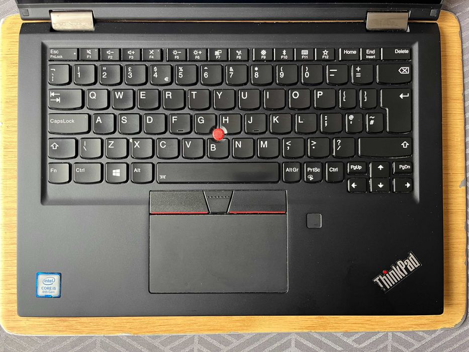 2в1 лаптоп и таблет: Lenovo ThinkPad X390 Yoga (i5,16GBDDR4,256GB SSD)