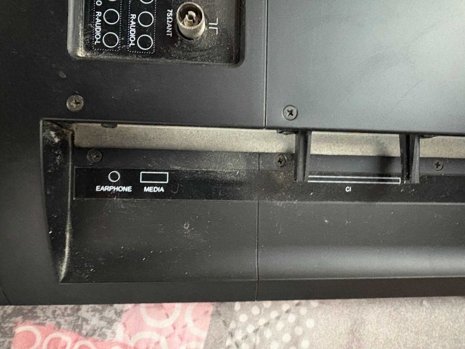 Телевизори -2 броя