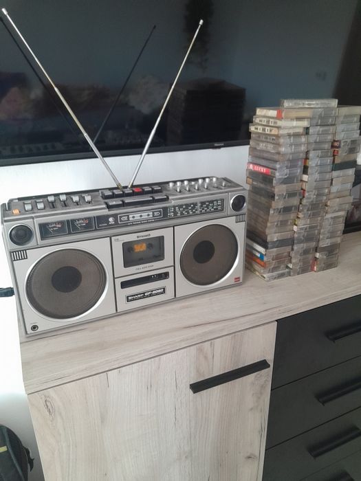Radio casetofon Sharp GF 9090