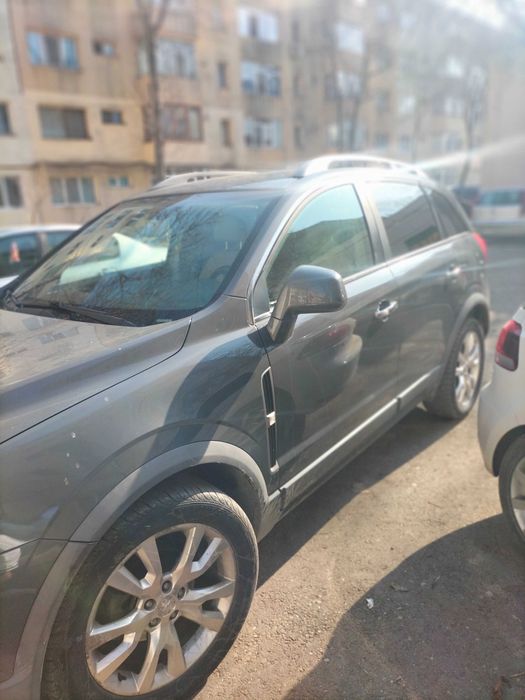 Vând auto Opel antara an 2012