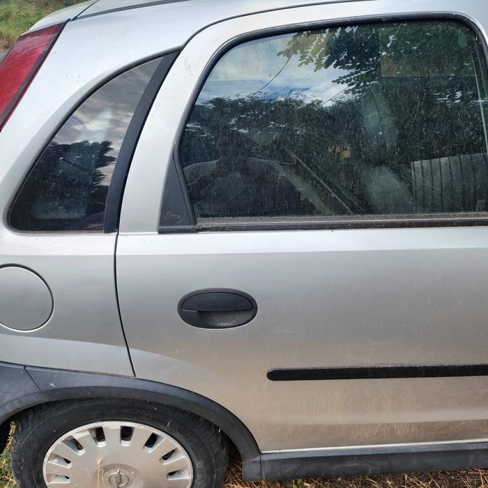 Vand piese opel Corsa
