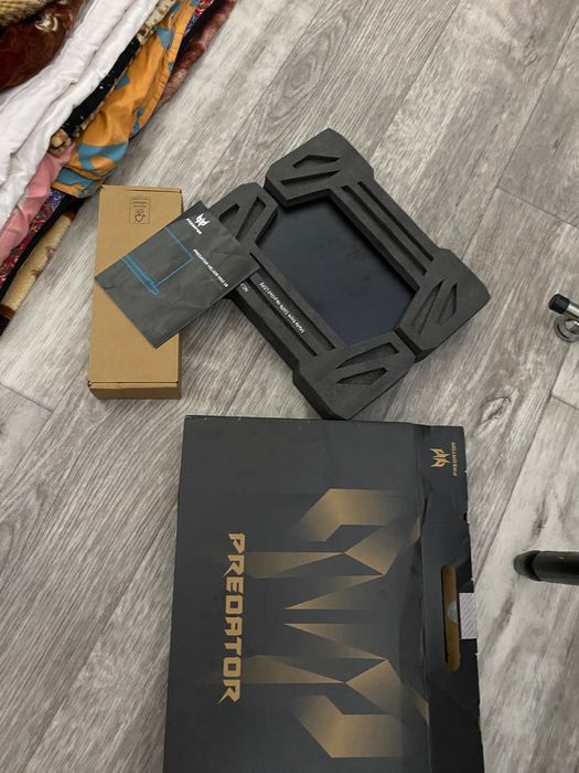 Asus Predator neo hellios 16