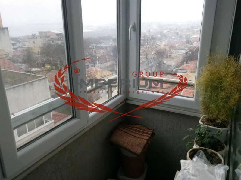 Дава се под наем Двустаен апартамент в Варна, Колхозен пазар - 55 кв.м за 348.84 € - Снимка #7