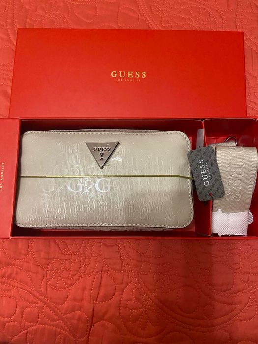 НАМАЛЕНИЕ 89 лв не 169 лв Guess Оригинална чанта през рамо