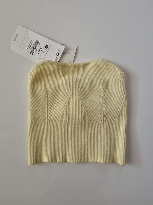 Top Bershka marimea XS