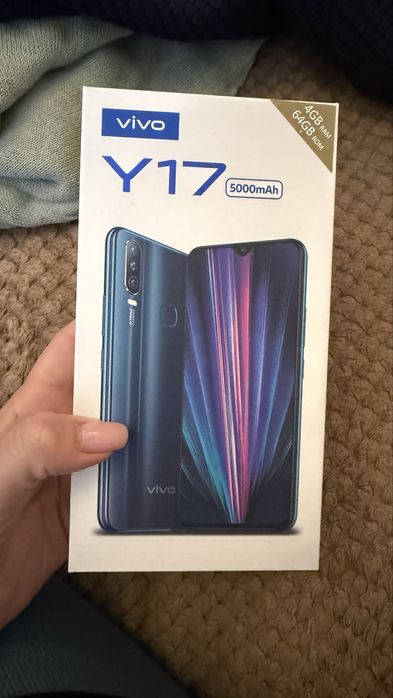 Телефон фирмы Vivo