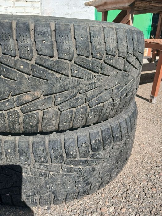 Автошины в количестве 4 шт.